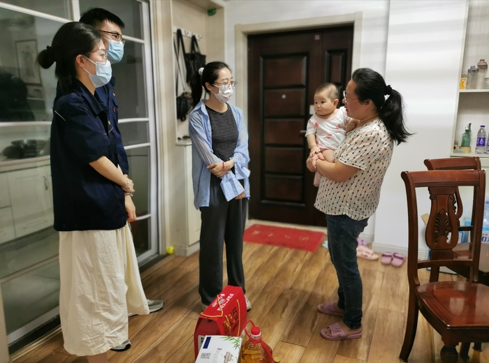 志愿服务“送上门” 后方保障“心连心” ——外服公司青年志愿者服务专班人员家属.jpg